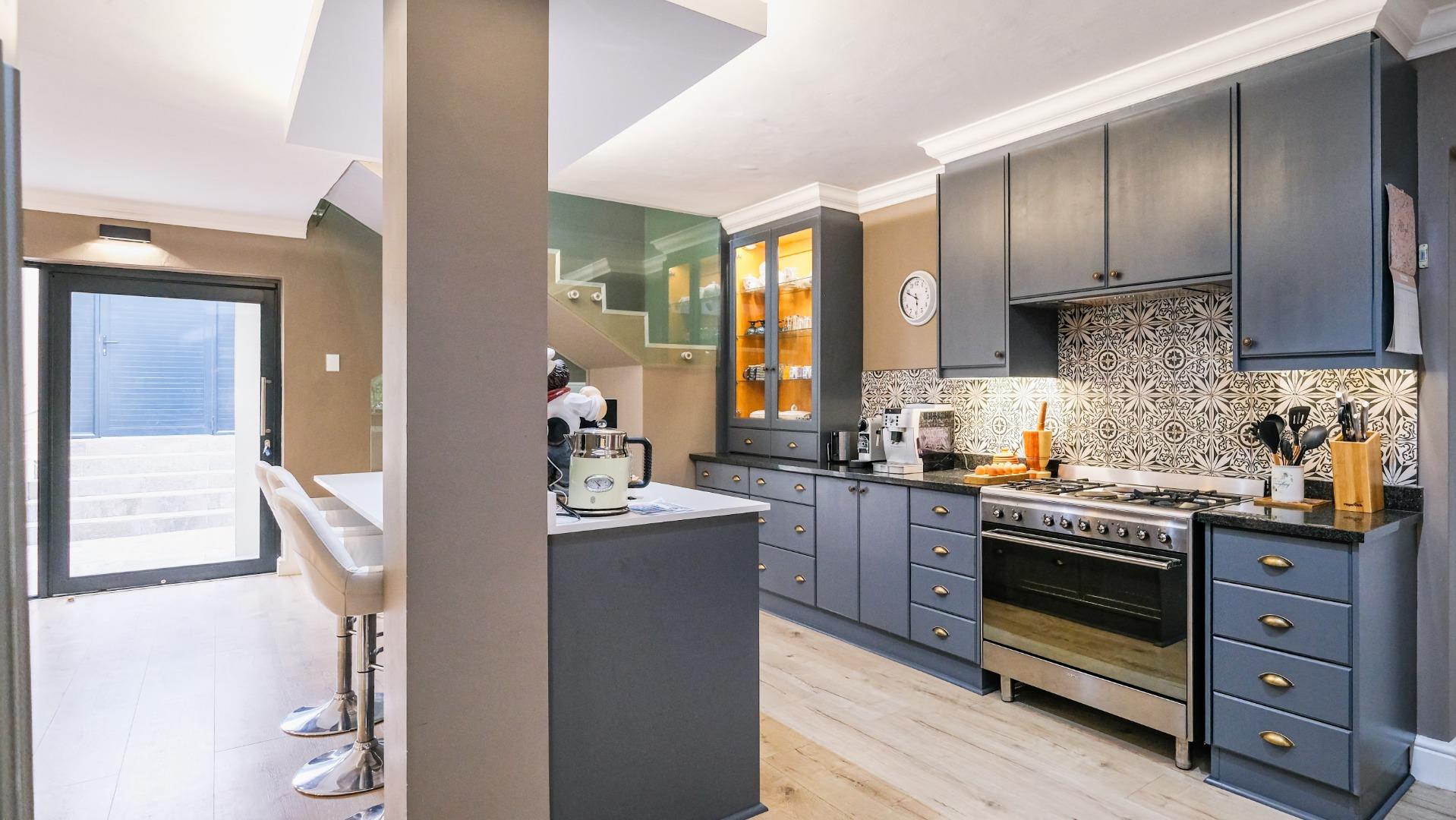 752703_18_Blackwood_Ave__Heatherlands__George__WC-35.jpeg
