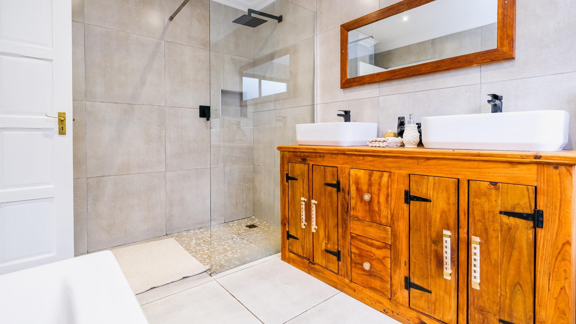 752703_18_Blackwood_Ave__Heatherlands__George__WC-65.jpeg