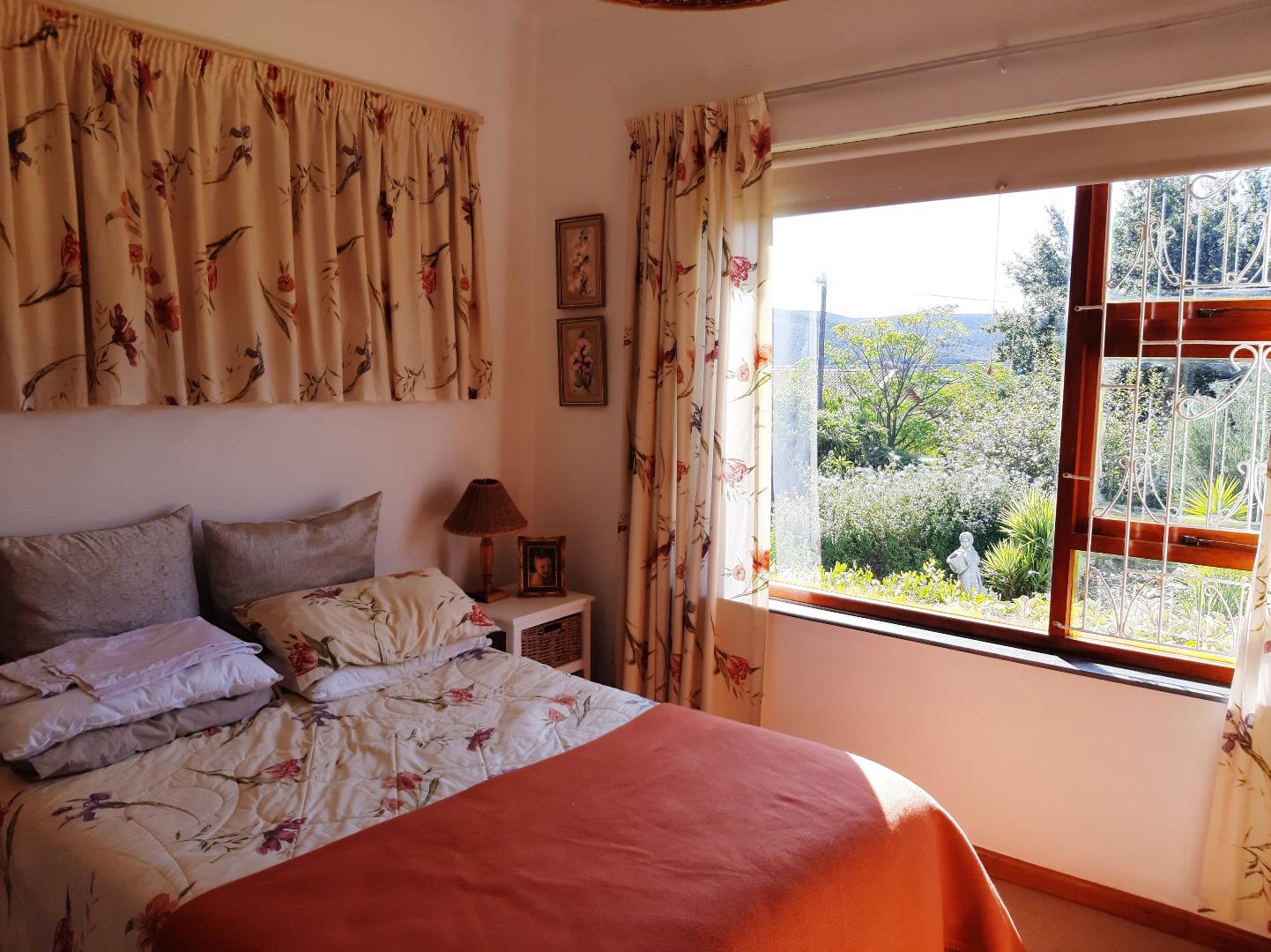 711826_BEDROOM_2_(2).jpg