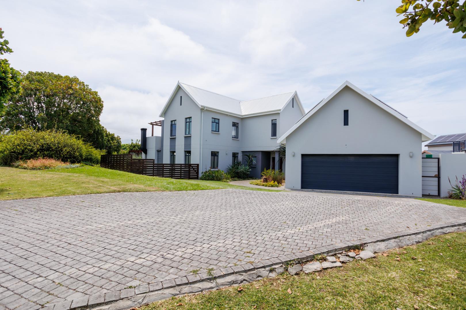 4 Bedroom House for Sale - Western Cape