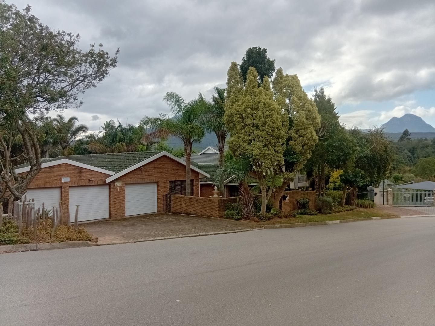 5 Bedroom House for Sale - Western Cape