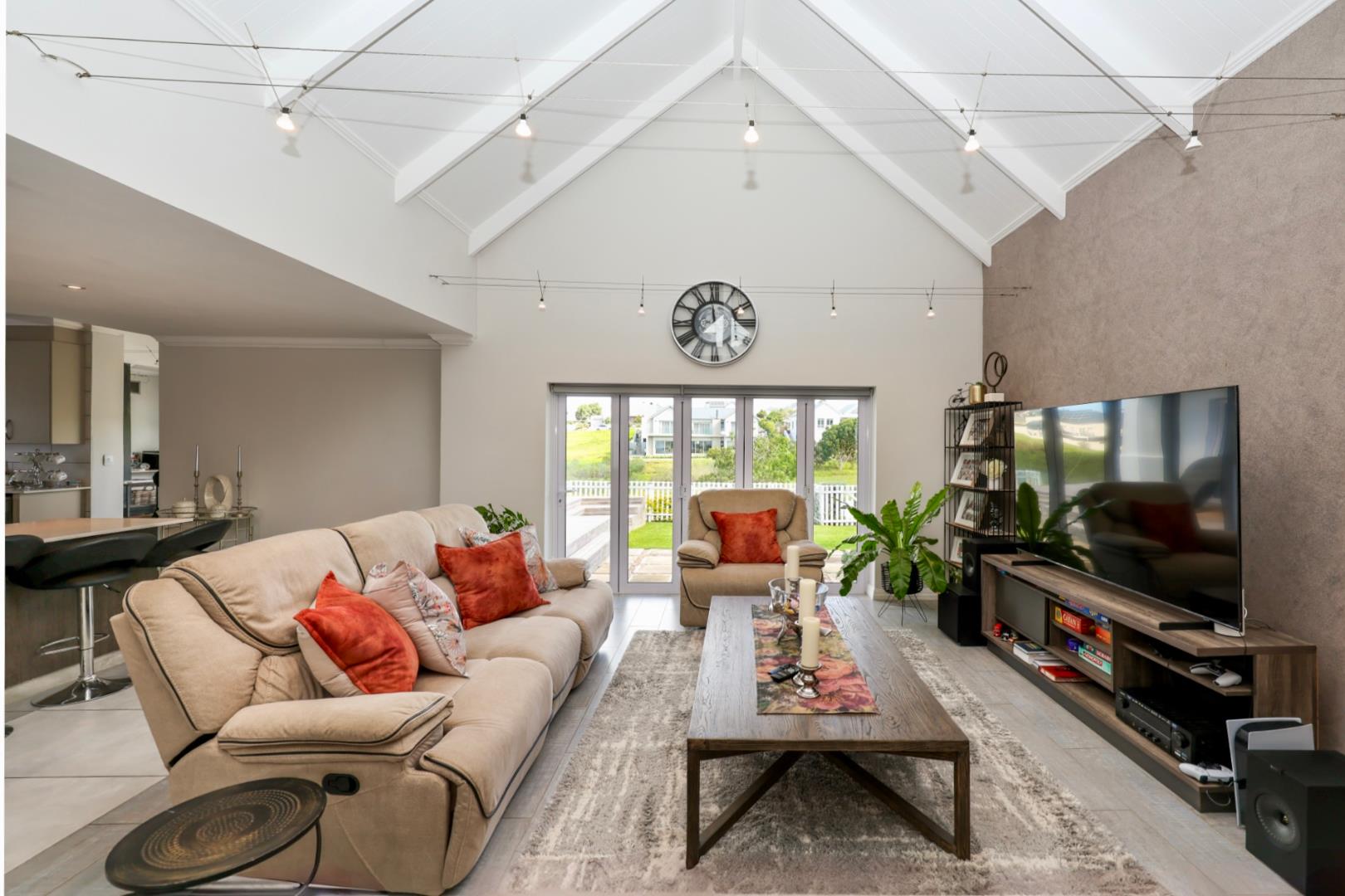 765265_Living_Room_.PNG
