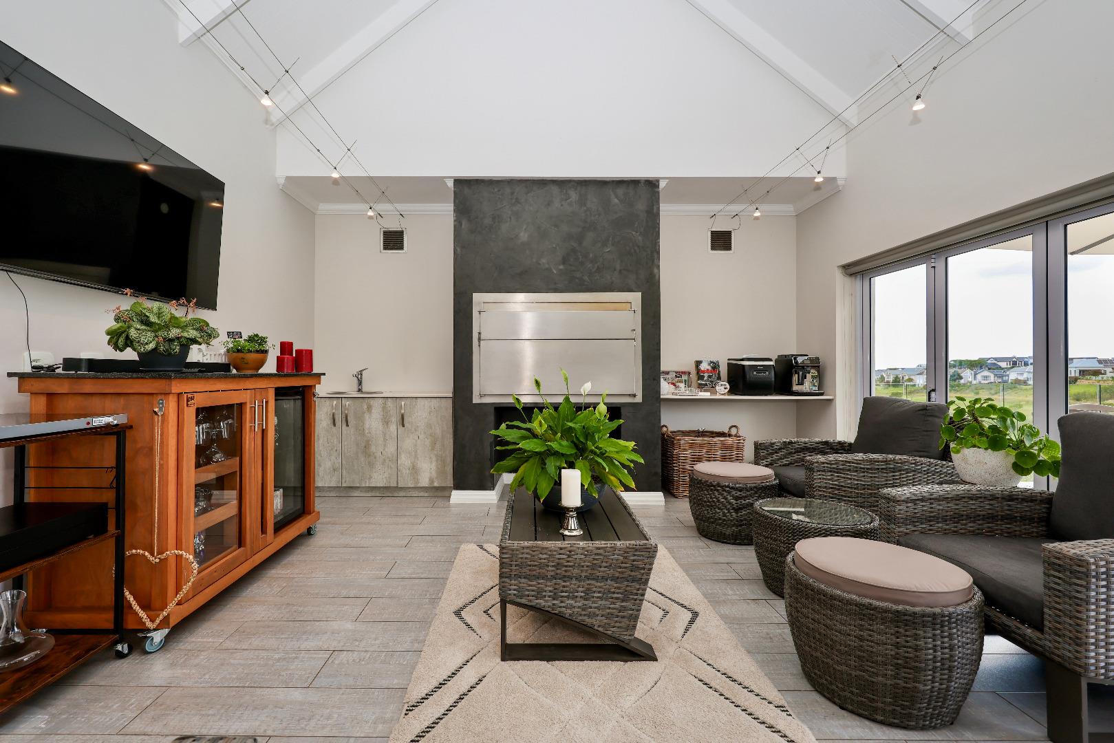 765265_Living_space(1).JPG